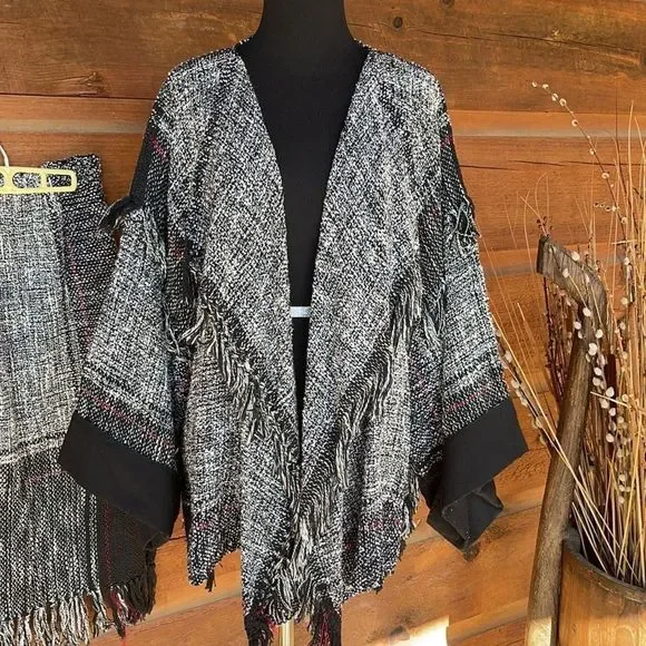 Judi Gaston Hand Woven Contemporary Fibers Fabric Art Skirt & Blazer Set - Picture 2 of 16